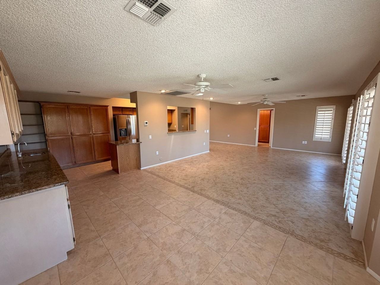 14607 W Yosemite Dr - Photo 6 of 31