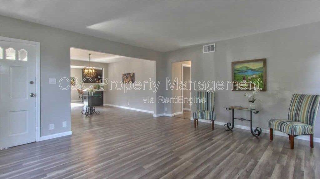 1420 Munras Ave #A - Photo 6 of 20