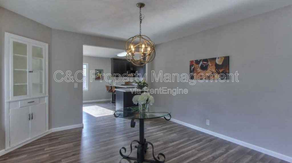 1420 Munras Ave #A - Photo 7 of 20
