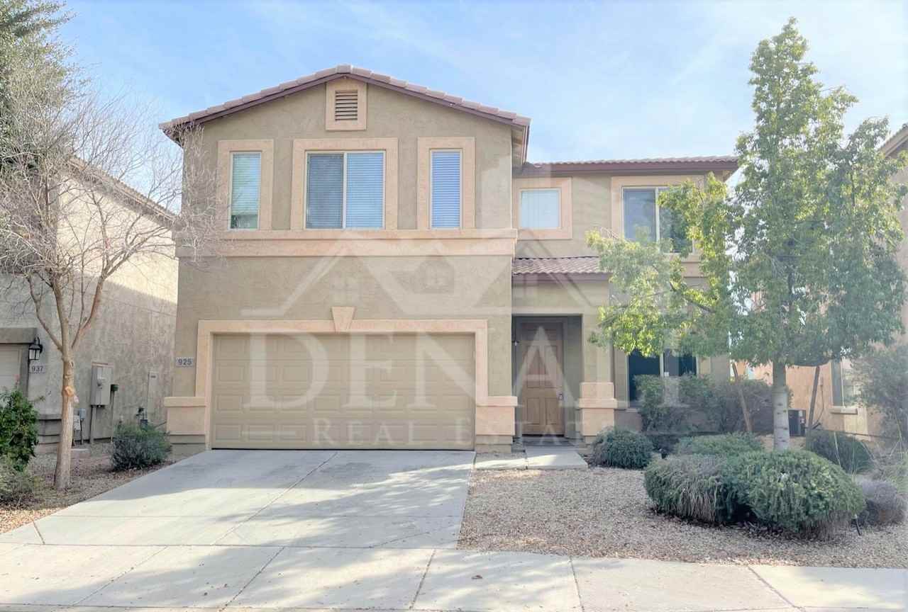 925 E Canyon Rock Rd