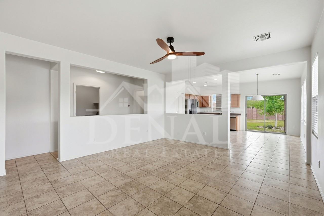 584 N Highlands Grove Ln - Photo 4 of 28