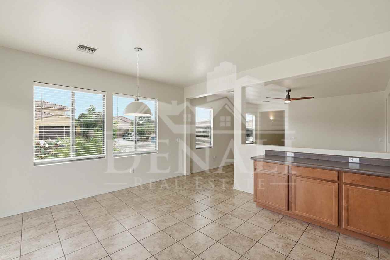 584 N Highlands Grove Ln - Photo 7 of 28