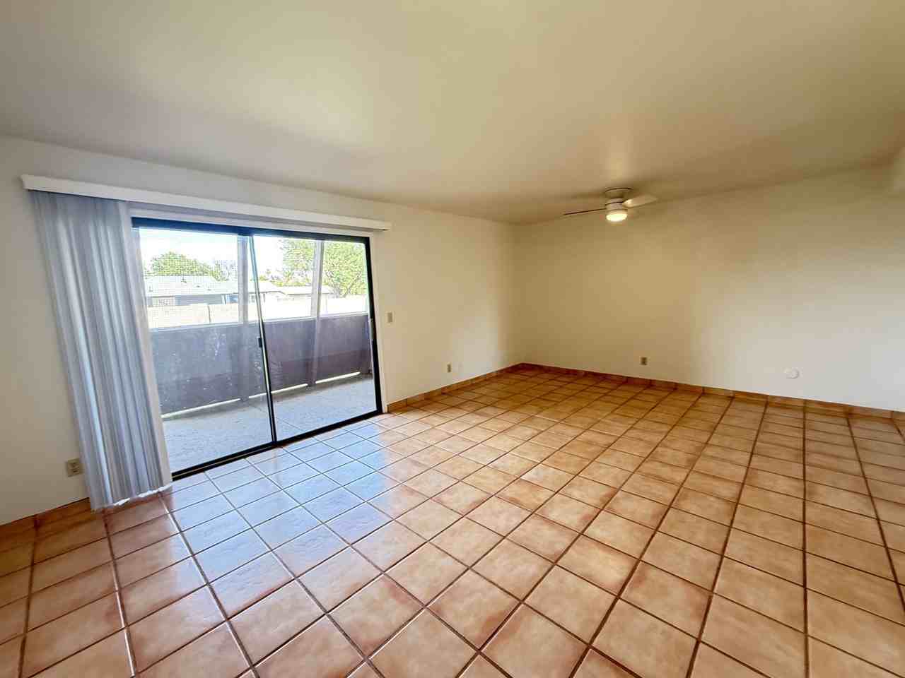 611 W 13th St - Photo 6 of 29