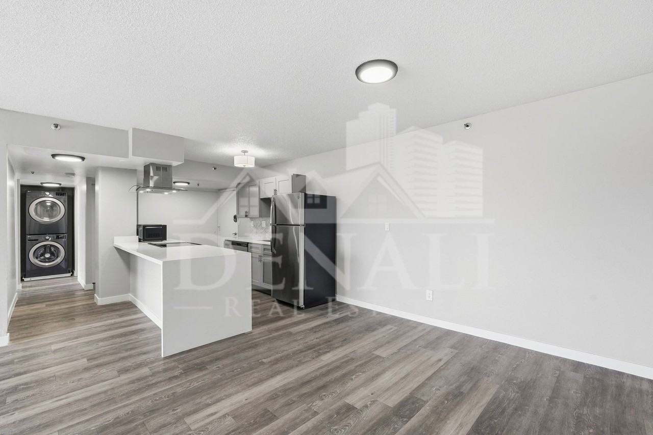 425 W Paseo Redondo #6E - Photo 7 of 36