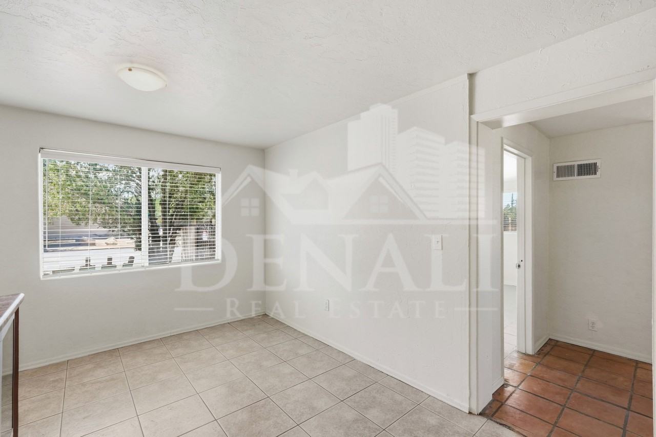 3801 N 4th Ave - Photo 6 of 32