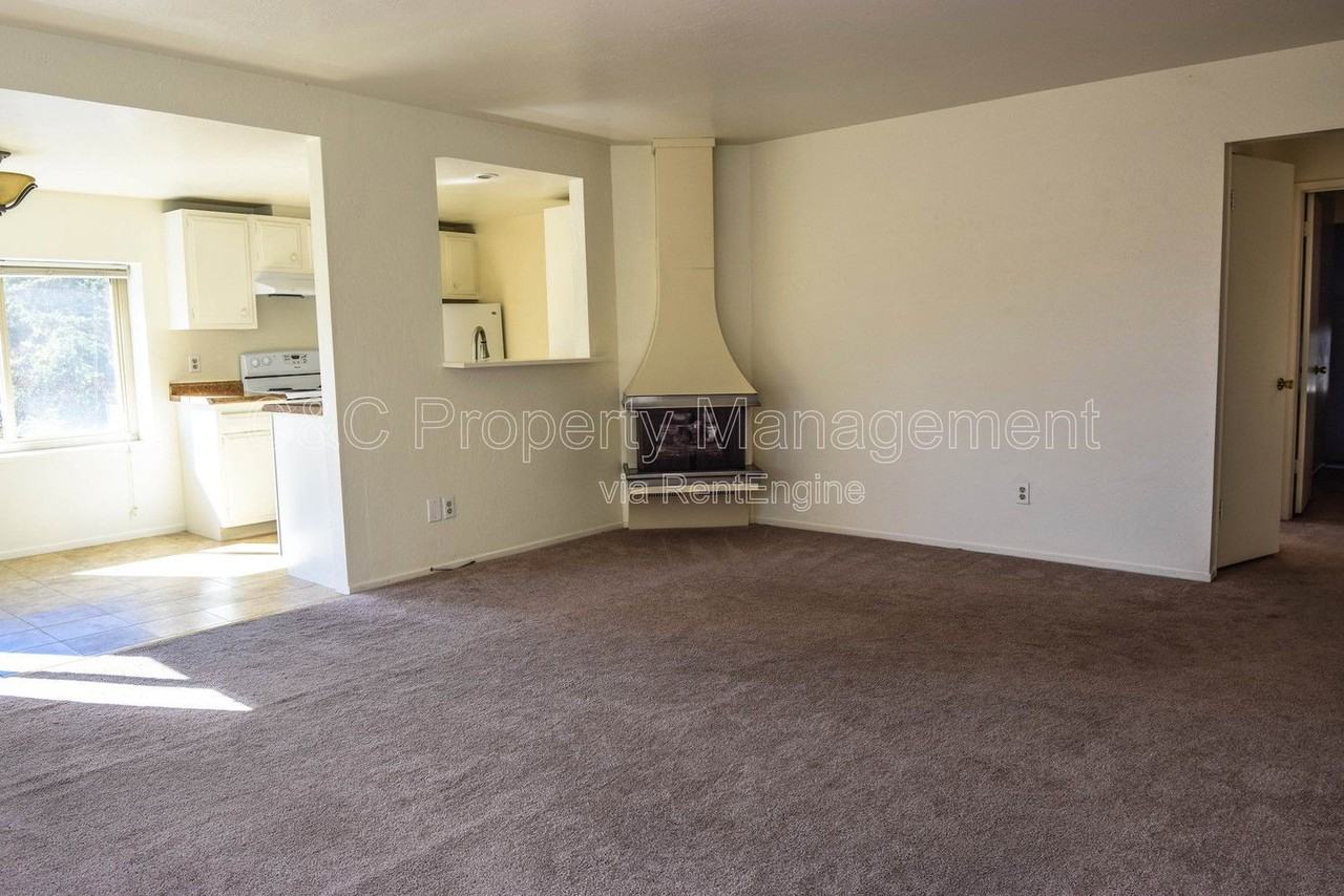 868 Lighthouse Ave #N - Photo 2 of 6