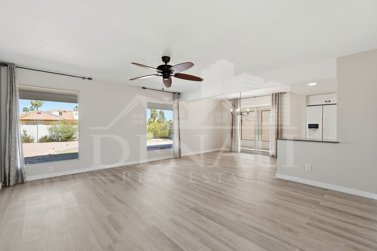 10602 E Elmhurst Dr - Photo 4 of 37