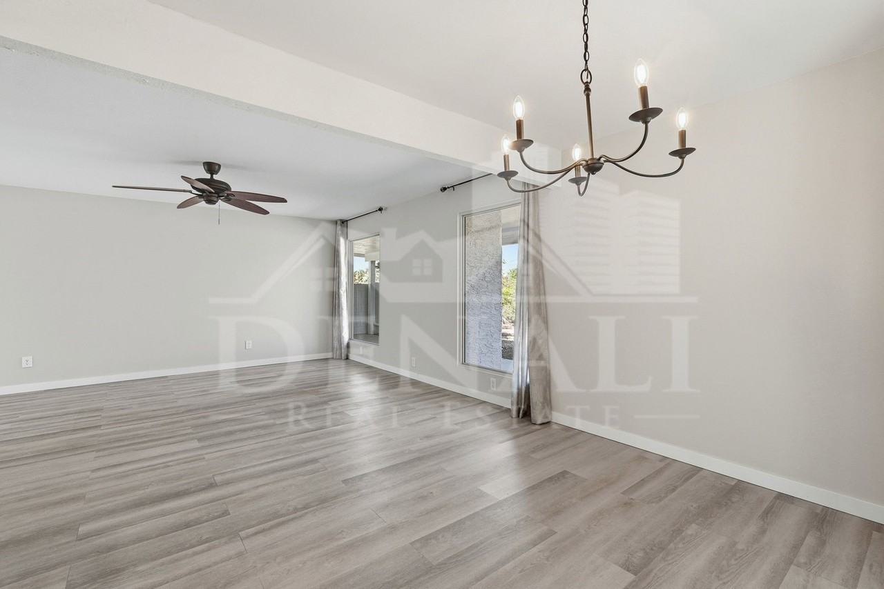 10602 E Elmhurst Dr - Photo 7 of 37