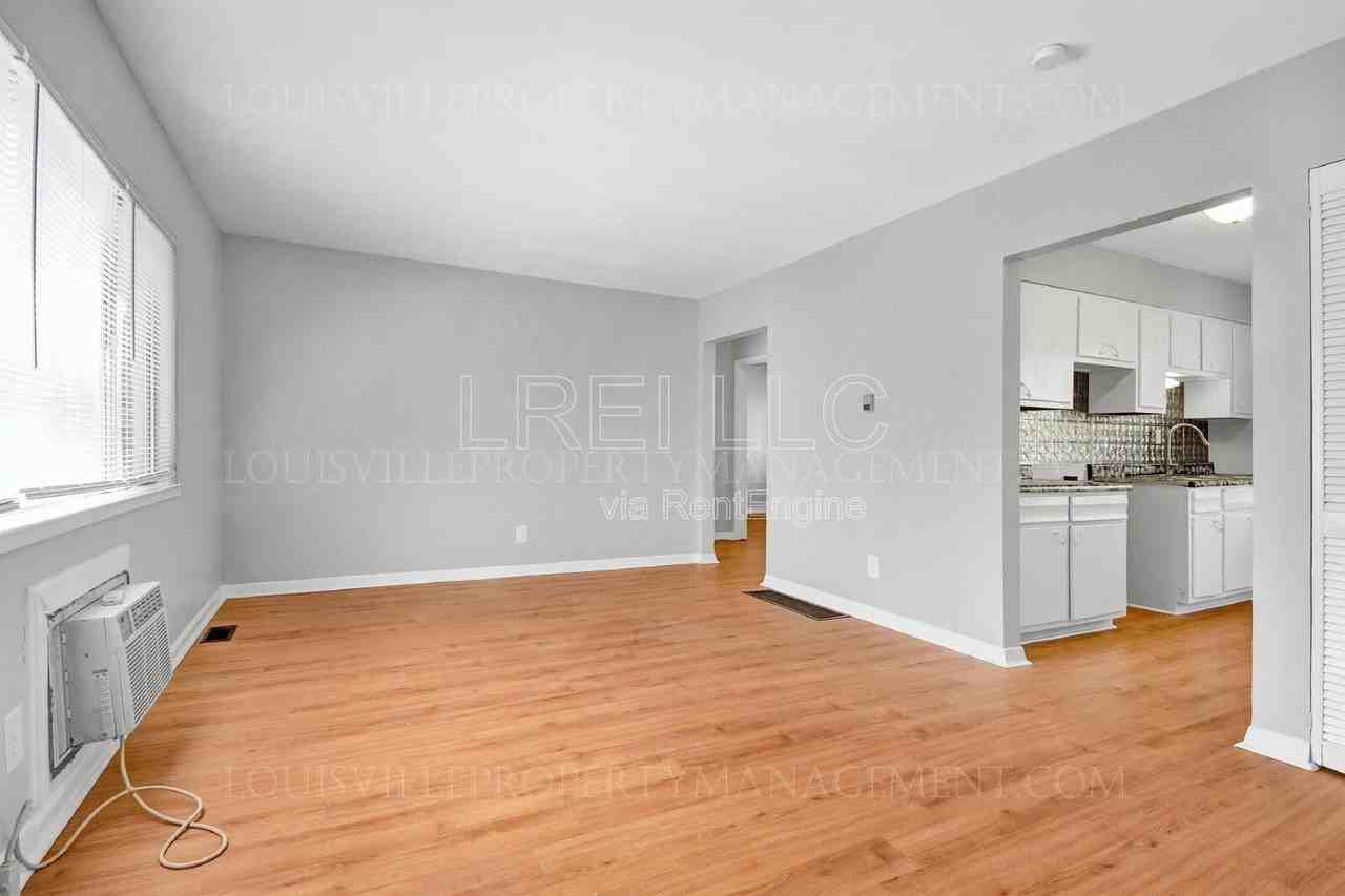 2421 Lindsay Ave #1 - Photo 2 of 16