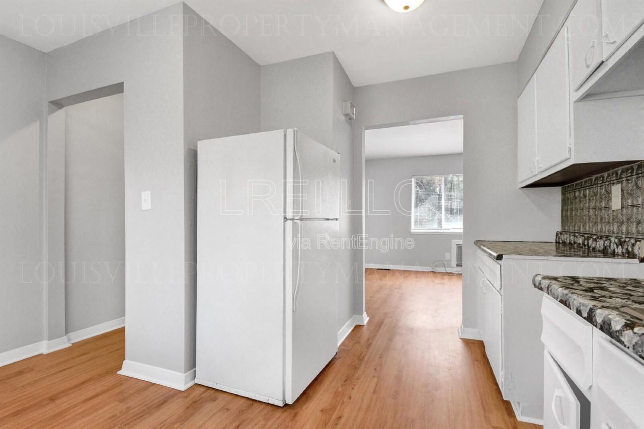 2421 Lindsay Ave #1 - Photo 5 of 16
