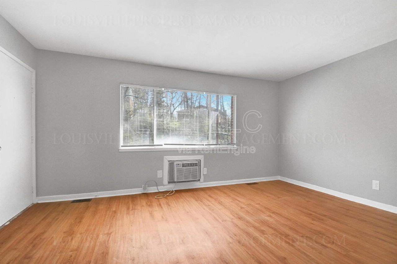 2421 Lindsay Ave #1 - Photo 6 of 16