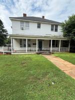 featured image of 616 W Poplar St #2