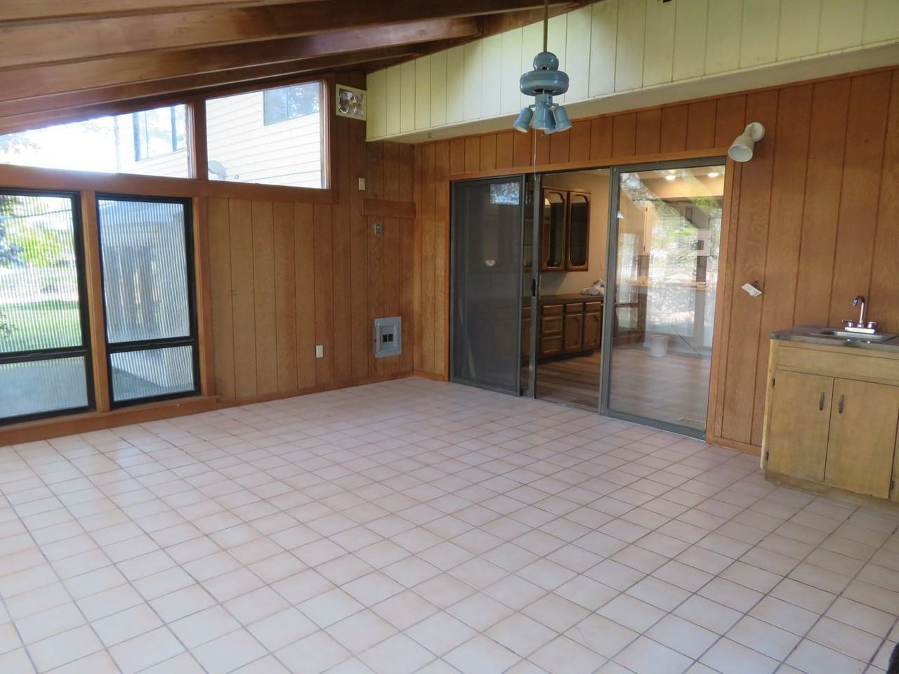 3805 Brian Ave - Photo 4 of 16