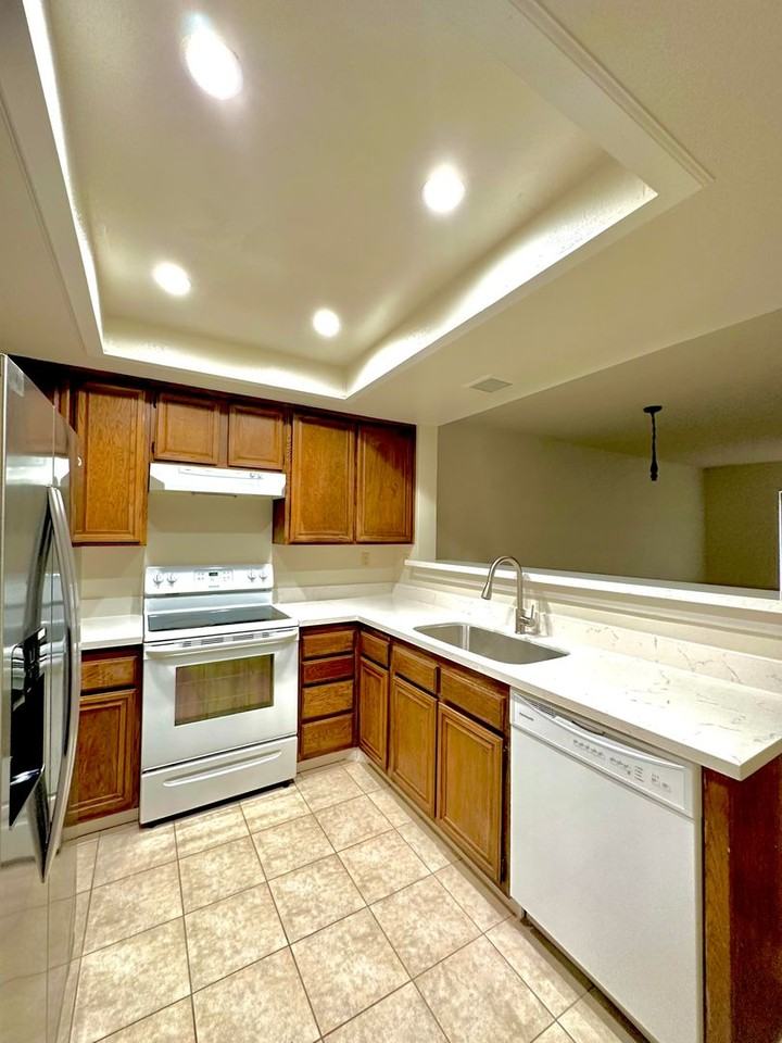 2956 Park Place Cmn - Photo 5 of 13