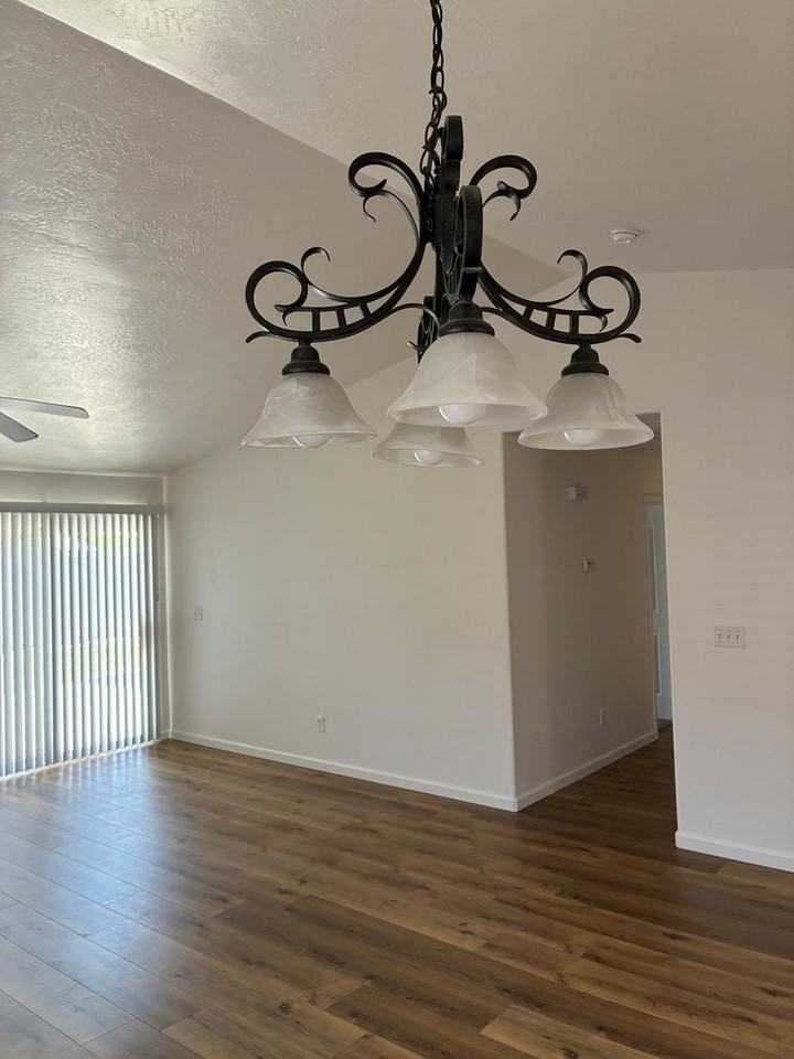 1607 Capitola Ct - Photo 4 of 18