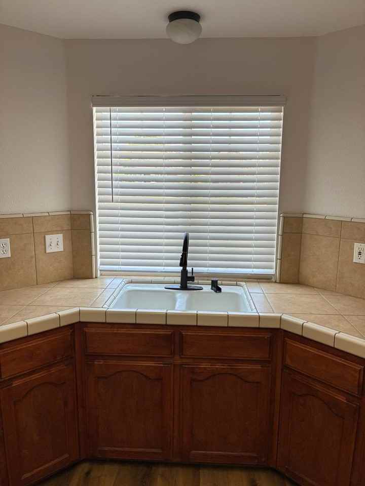 1607 Capitola Ct - Photo 6 of 18