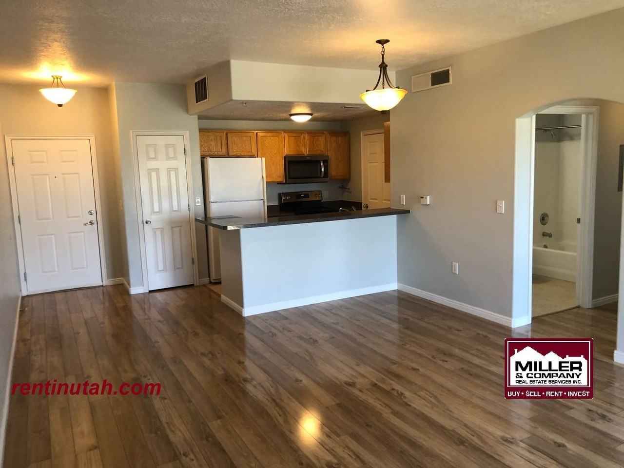165 Albion Village Way - Photo 5 of 11
