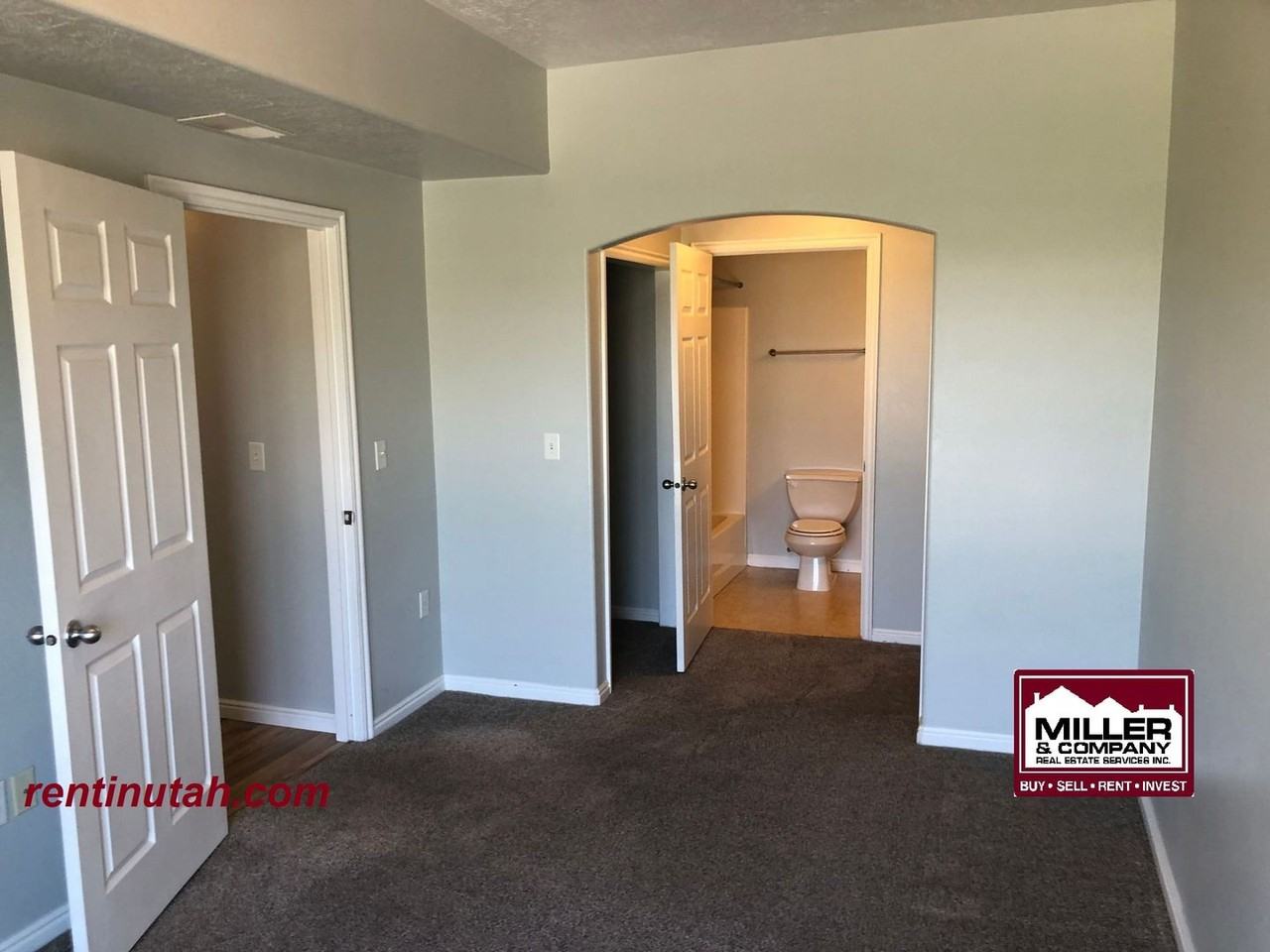 165 Albion Village Way - Photo 7 of 11