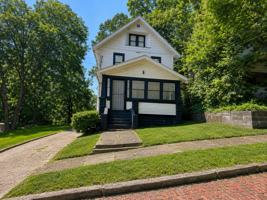 featured image of 712 Roselle Ave