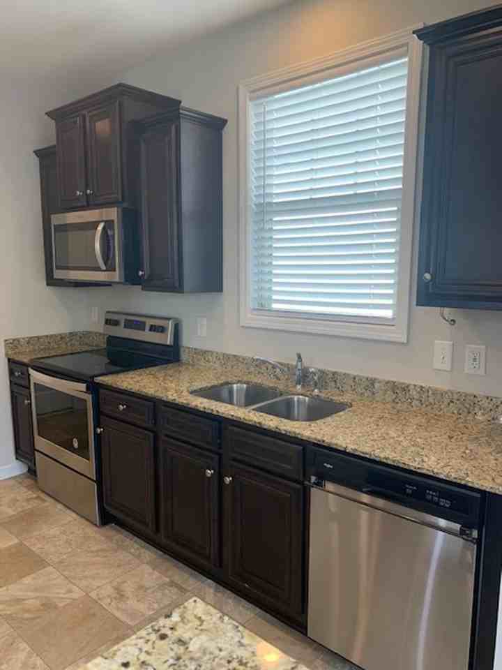 268 Claudia Dr - Photo 5 of 20