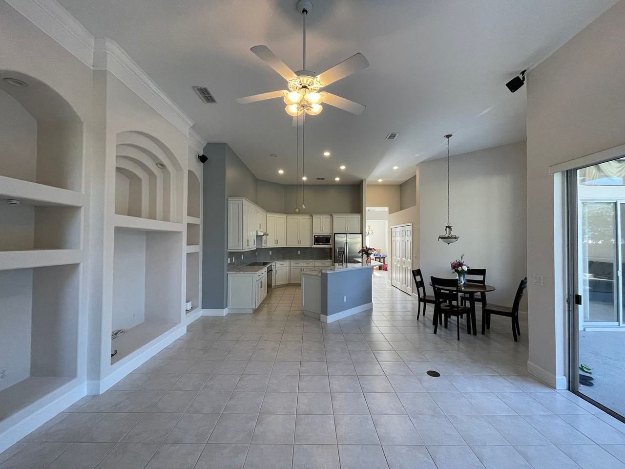 10008 Canopy Tree Ct - Photo 5 of 24
