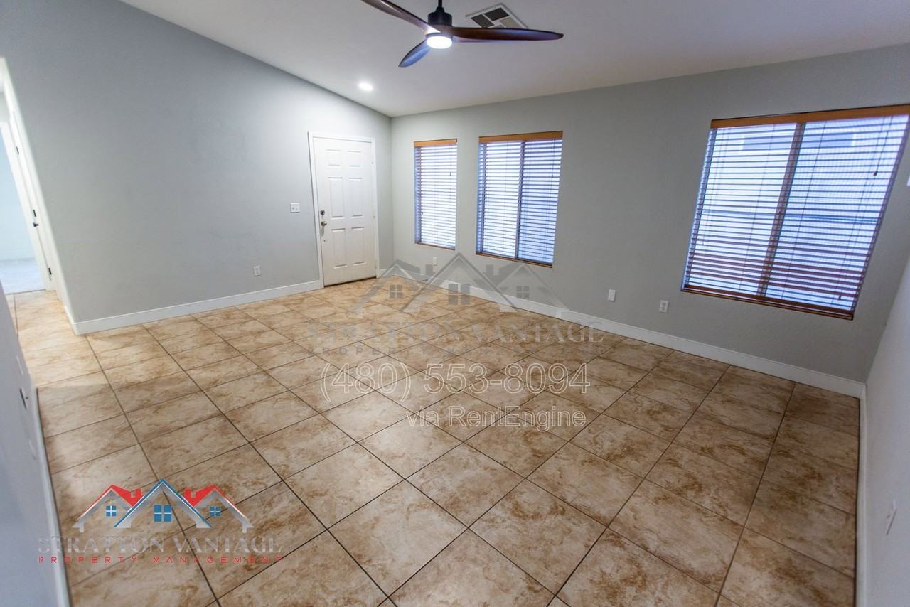 721 S Williams Pl - Photo 7 of 39