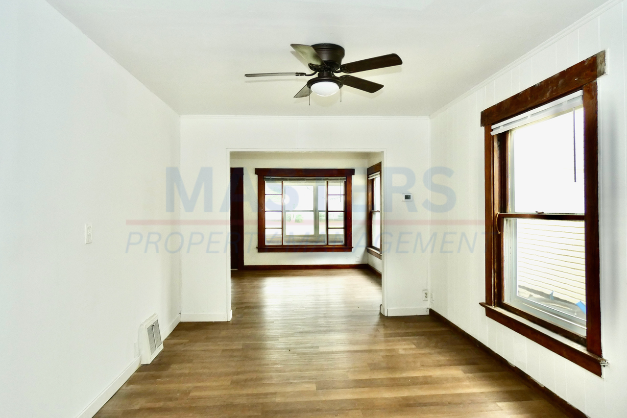 2803 Chase St - Photo 5 of 21