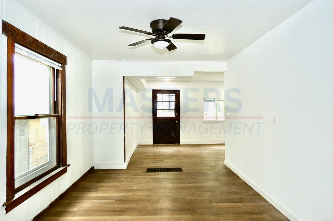 2803 Chase St - Photo 6 of 21