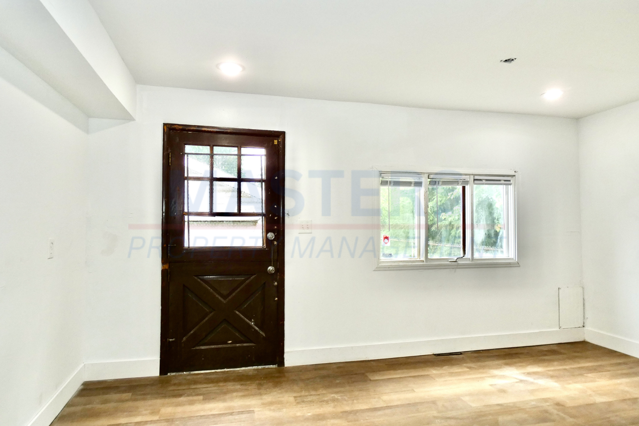 2803 Chase St - Photo 7 of 21