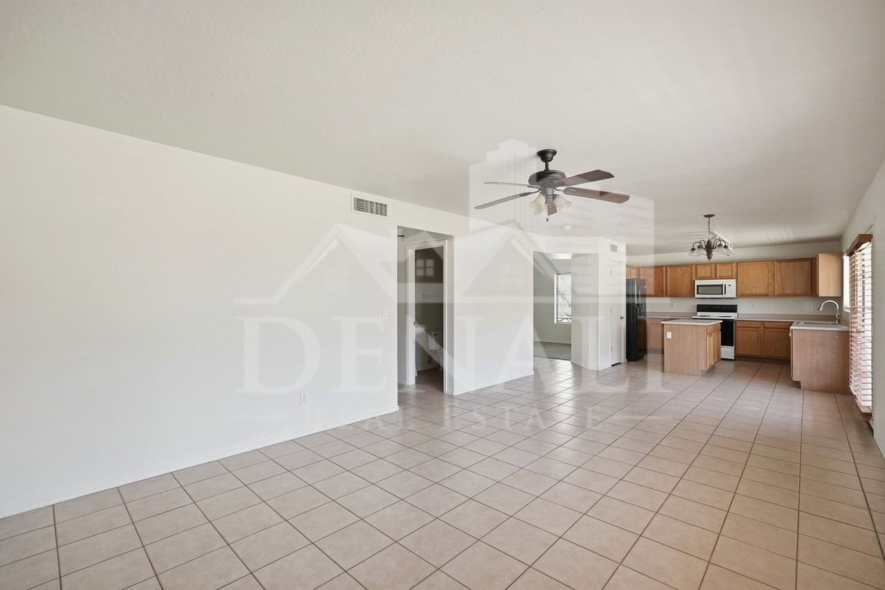 6107 N 135th Dr - Photo 6 of 33