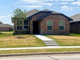 136 Arnold Ave - Photo 1 of 1