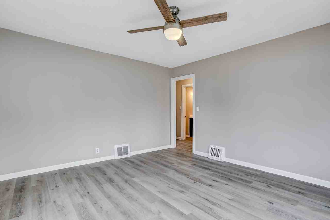 1018 S Vassar St - Photo 3 of 12