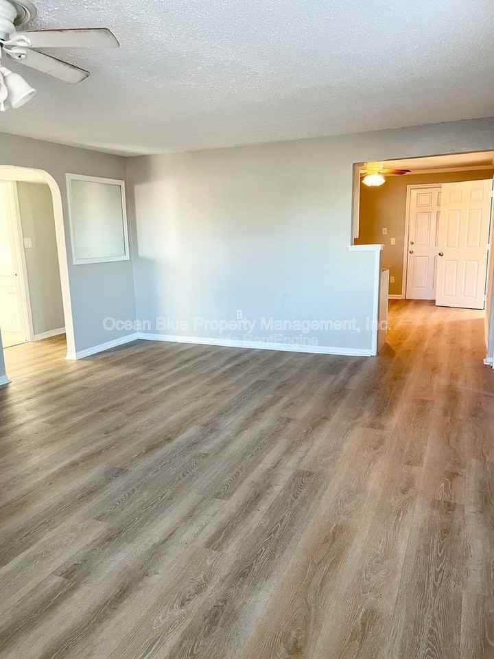 1940 Passaic Ave #12 - Photo 5 of 11