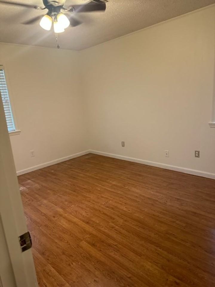 156 W Ozarka St - Photo 3 of 6