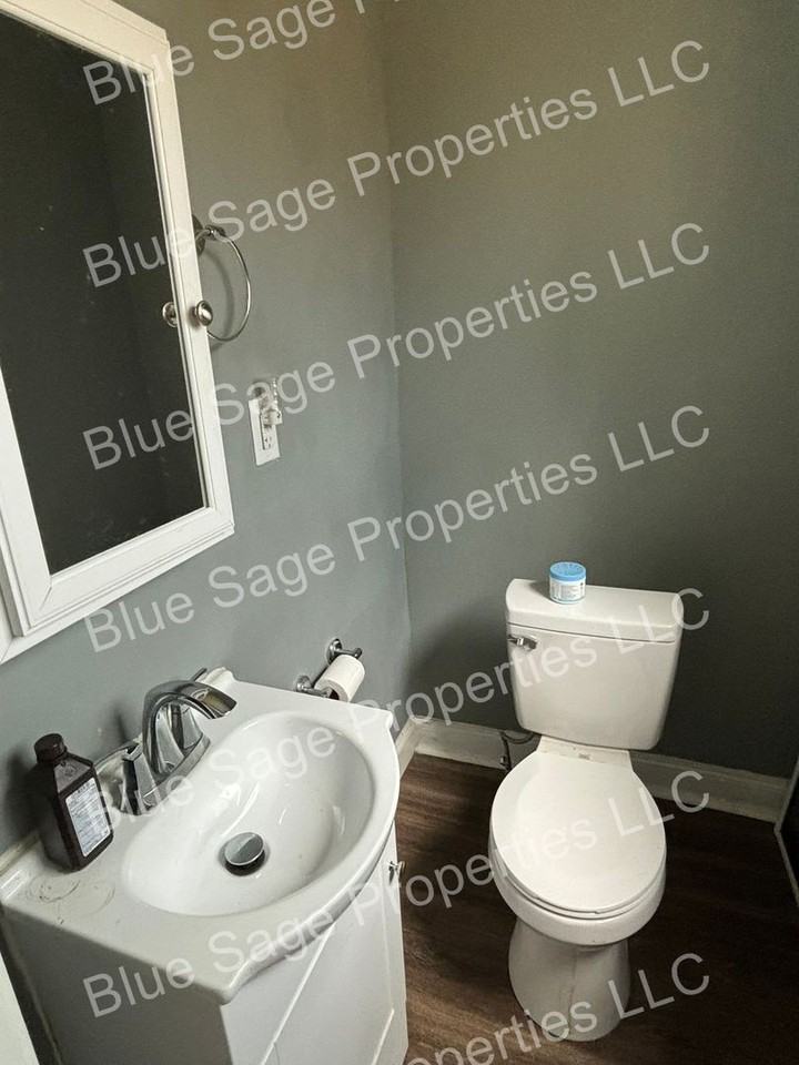 351 Union Aly - Photo 7 of 11