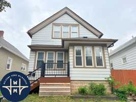 featured image of 2445 S Austin St #LOWER