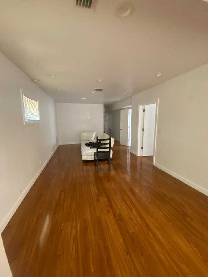809 E Broward Blvd - Photo 2 of 15