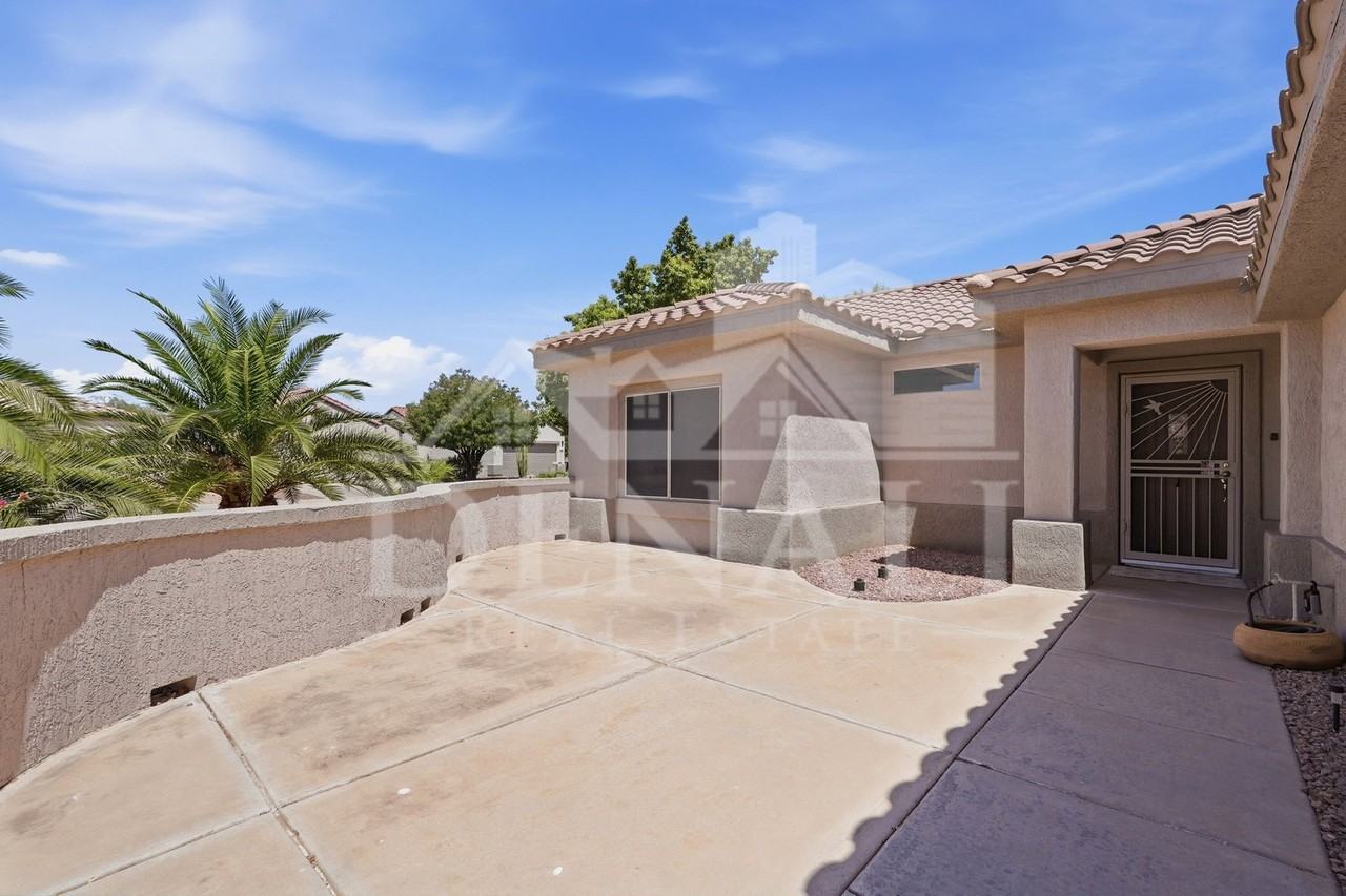 16536 W Rock Springs Ln - Photo 3 of 26