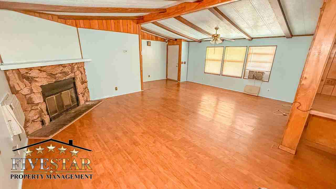 223 Mccord Ave - Photo 3 of 18
