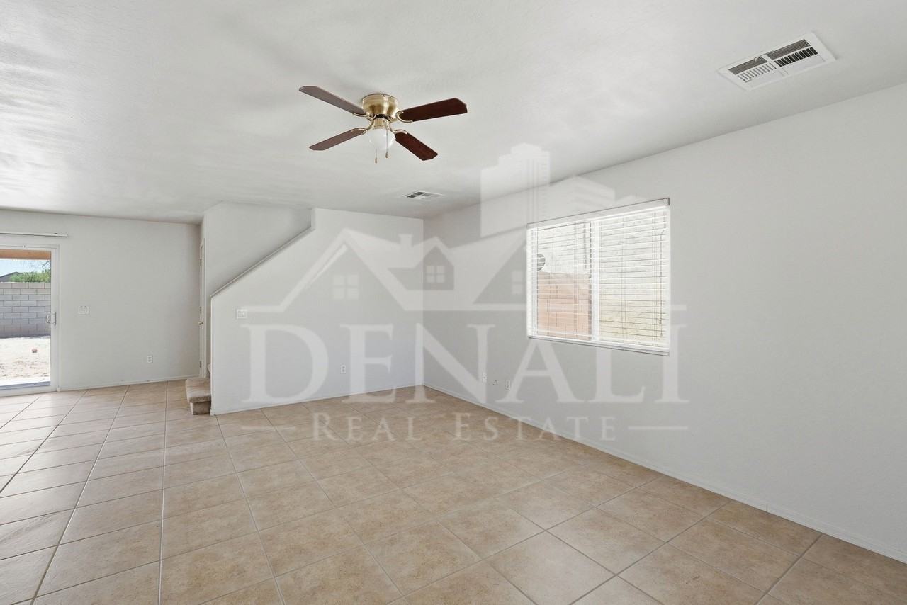 21939 W Cocopah St - Photo 6 of 31
