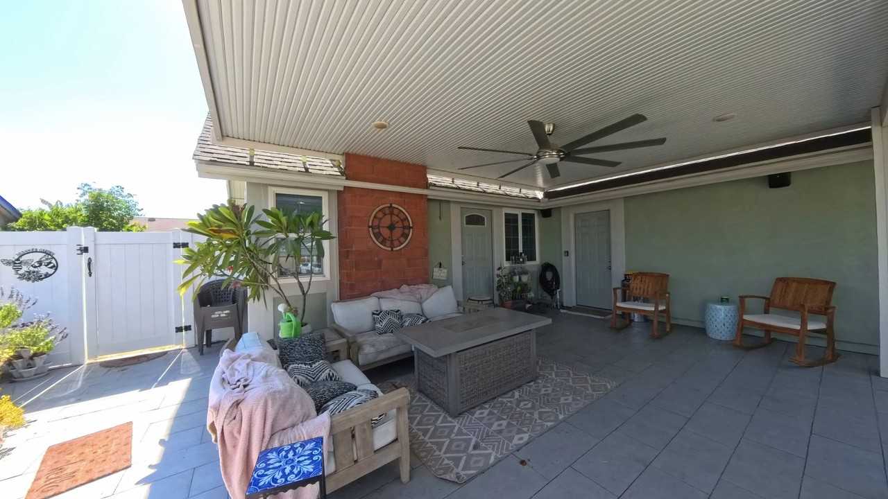 4352 Blueridge Dr - Photo 2 of 20