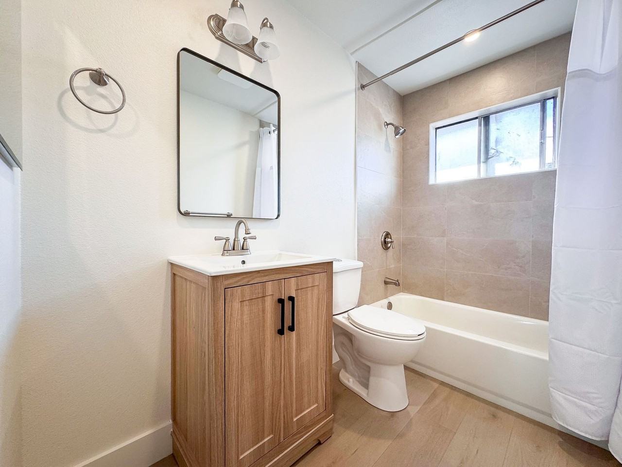 130 Malvern Ave #B - Photo 6 of 7