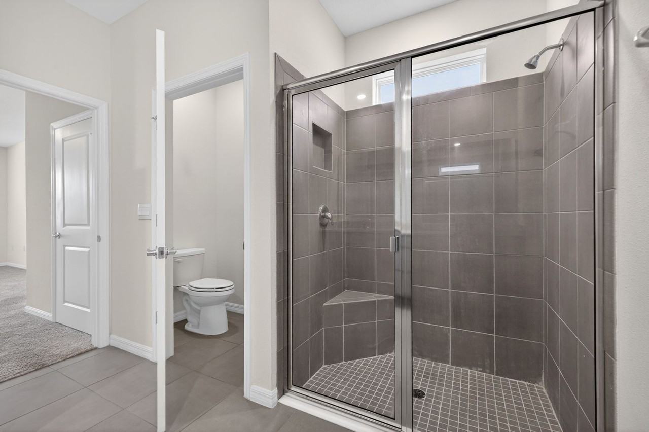 13204 Waterleaf Garden Cir - Photo 3 of 37
