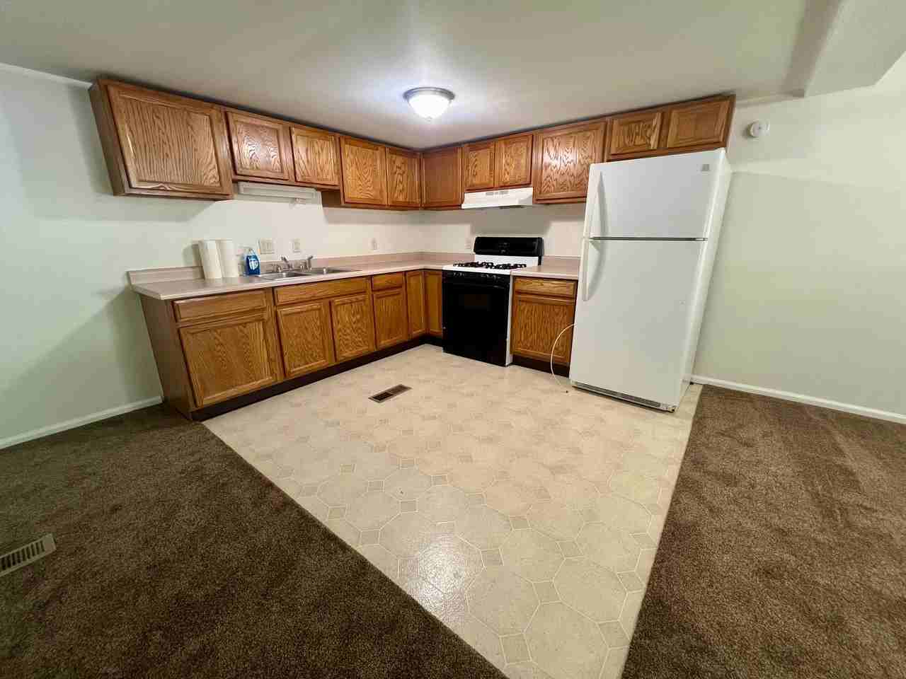 719 N 7th St - Photo 5 of 24