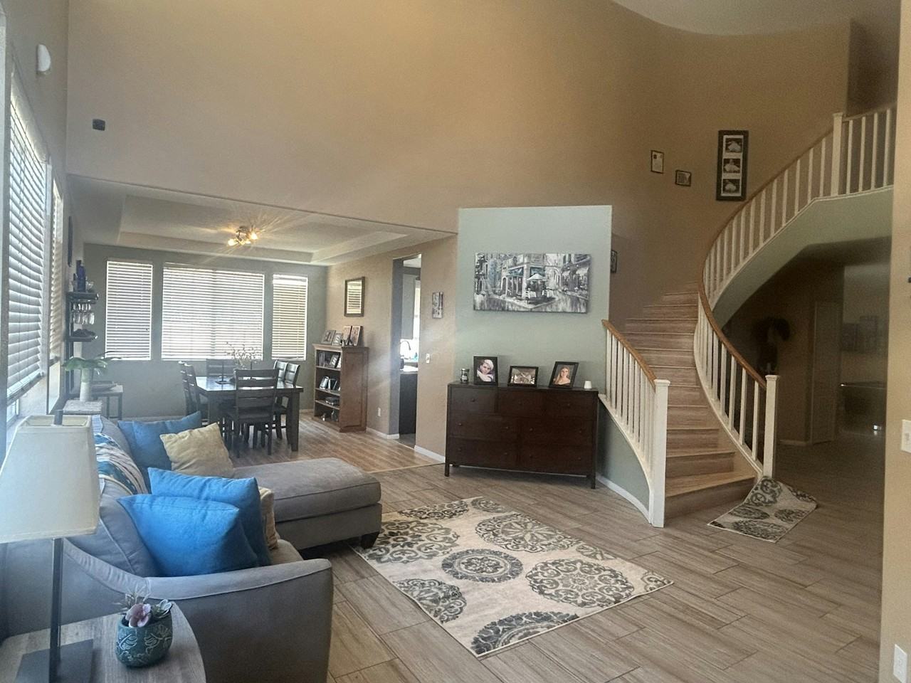 2076 Santina Avenue - Photo 3 of 25