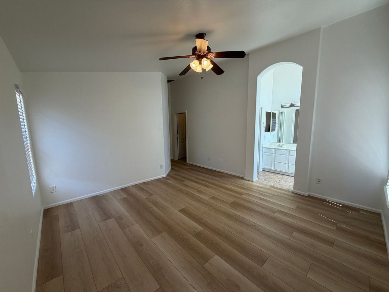 1225 N 159th Dr - Photo 4 of 19