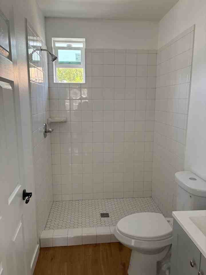248 N 1st St - Photo 3 of 4