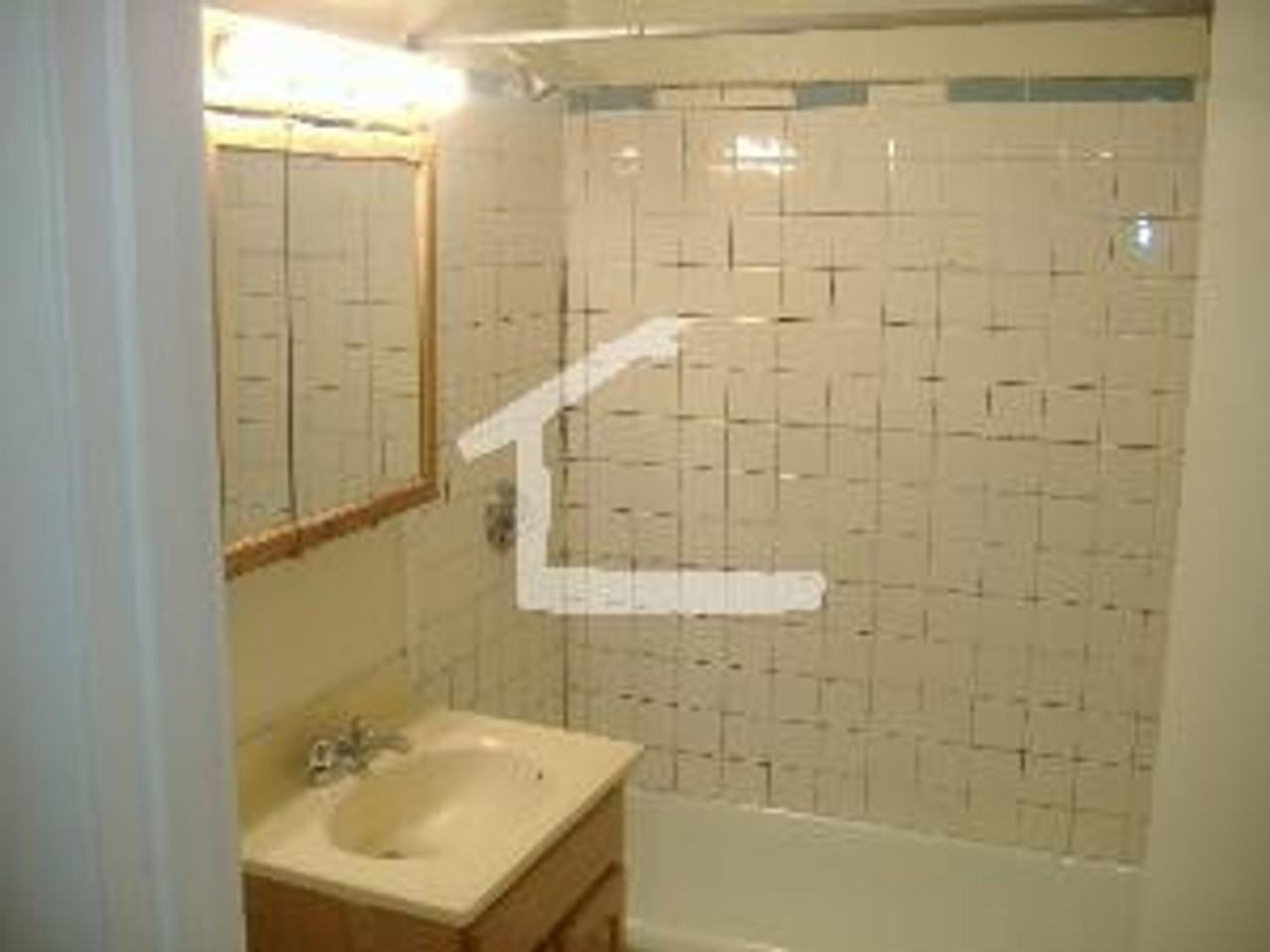 357 Faneuil St - Photo 4 of 5