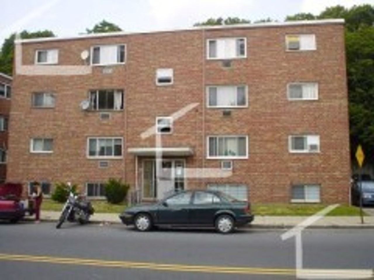 357 Faneuil St - Photo 5 of 5