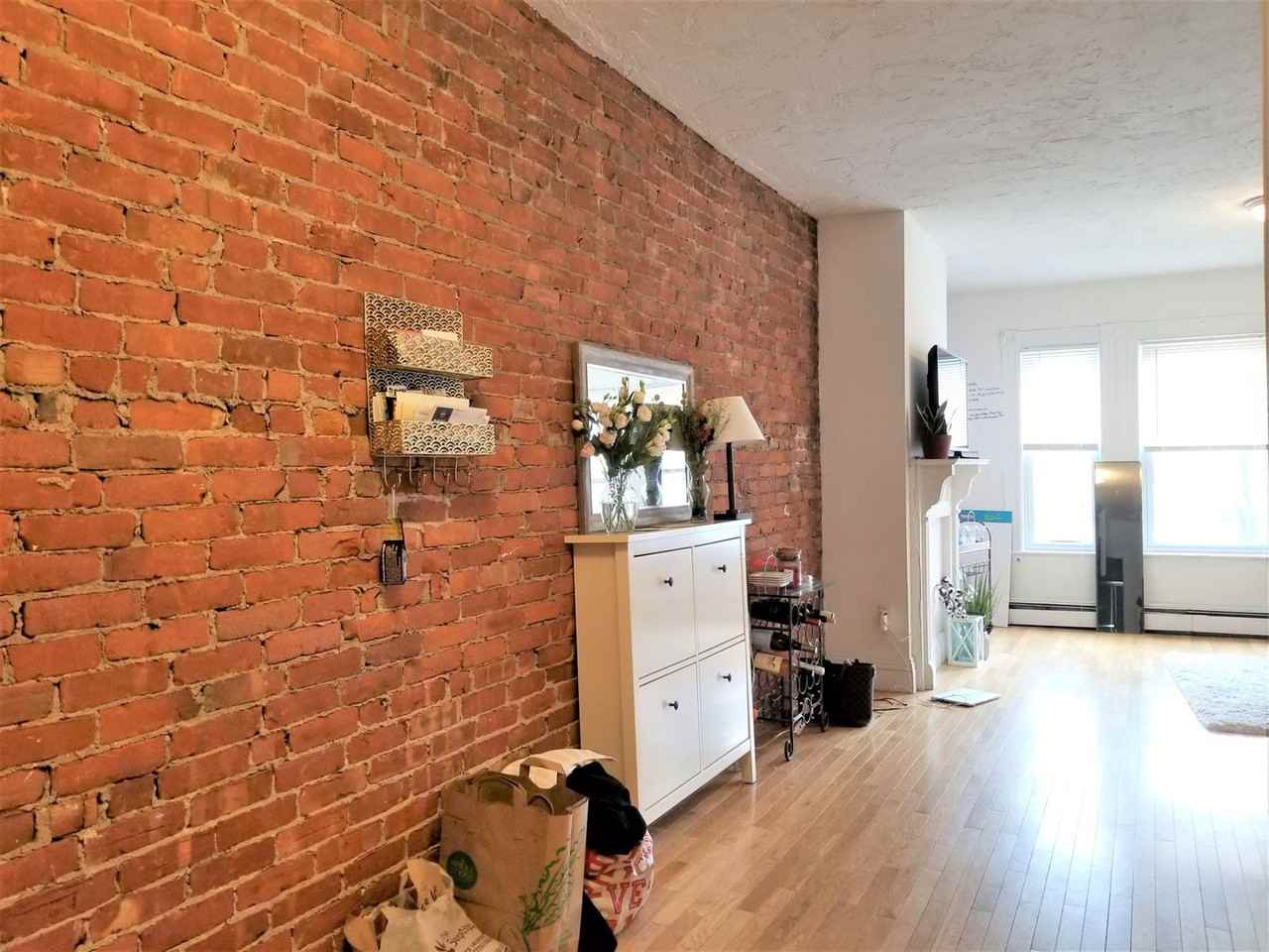 64 Murdock St - Photo 5 of 11